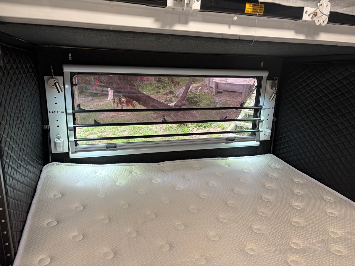 Hybrid Prints blind protector product detail